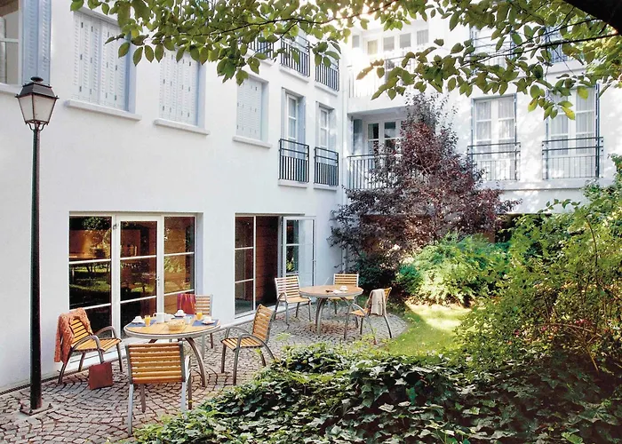 Adagio Paris MontmartreAparthotel